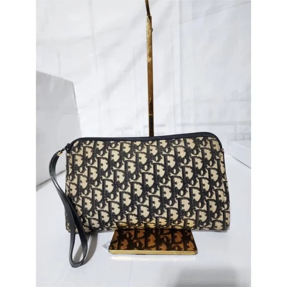 Authentic CHRISTIAN DIOR Vintage Monogram Wristlet Clutch Navy Blue/Beige - Picture 14 of 14